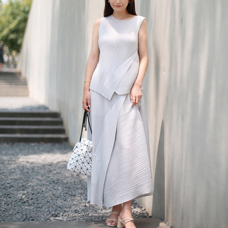 Women's Light Gray Pleated Sle - đánh giá và giá Asymmetric Top Women