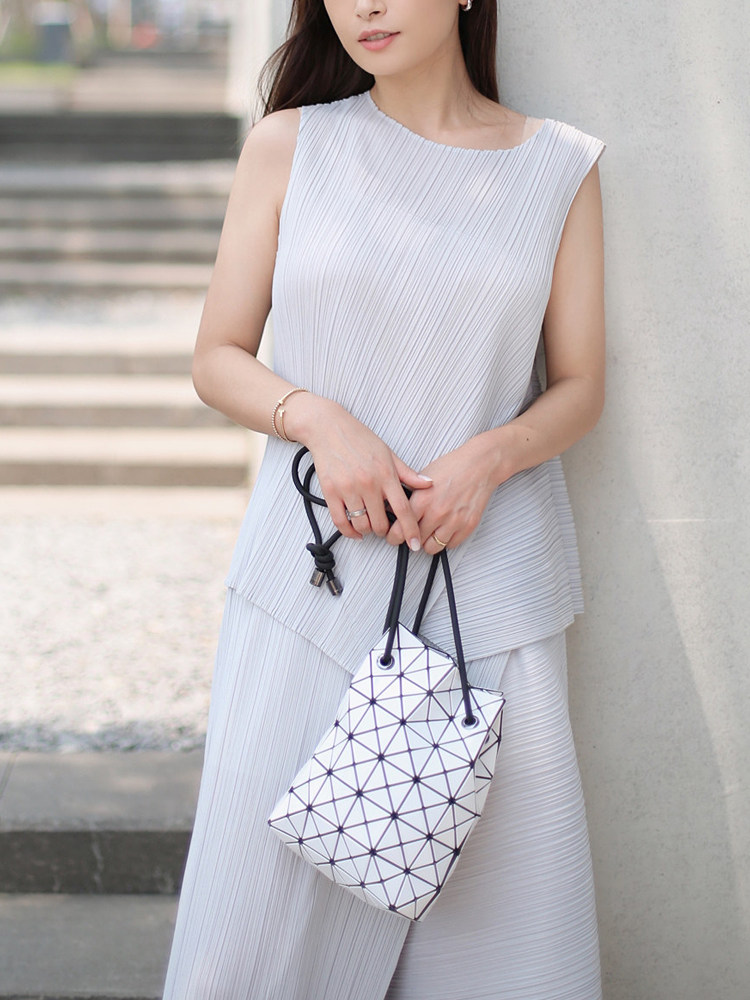 Women's Light Gray Pleated Sle - đánh giá và giá Asymmetric Top Women